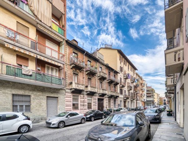 appartamento in affitto a Torino in zona Aurora