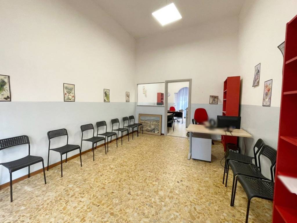 negozio in affitto a Torino in zona Lingotto