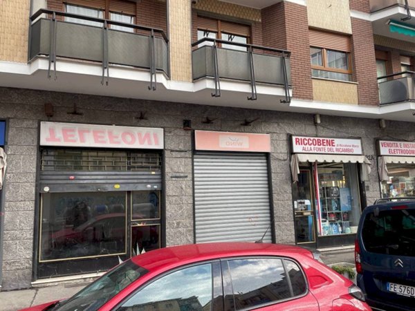 negozio in affitto a Torino