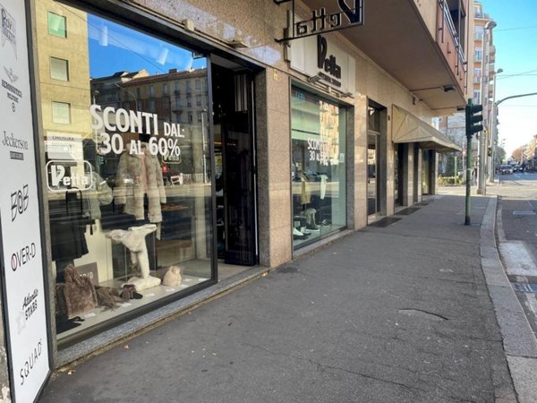 negozio in affitto a Torino