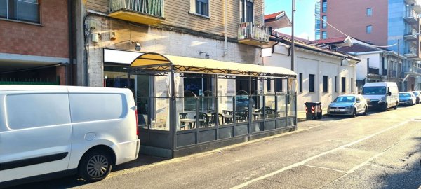 negozio in affitto a Torino in zona Borgata Lesna