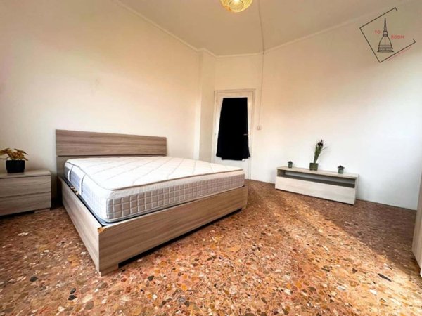 negozio in affitto a Torino in zona Rebaudengo