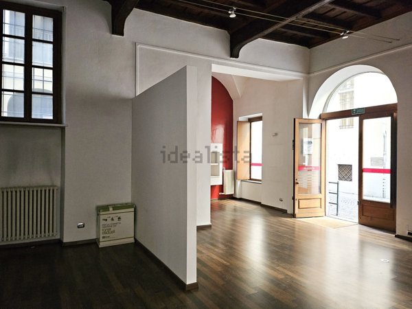 negozio in affitto a Torino