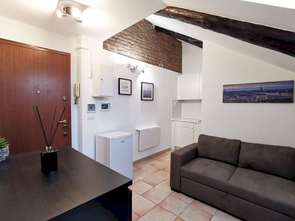 monolocale in affitto a Torino in zona Cit Turin