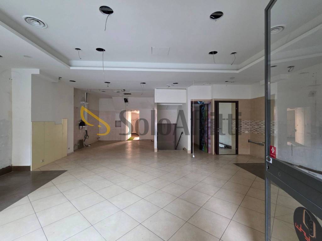 negozio in affitto a Torino in zona San Donato