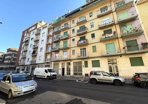 negozio in affitto a Torino in zona Borgata Vittoria