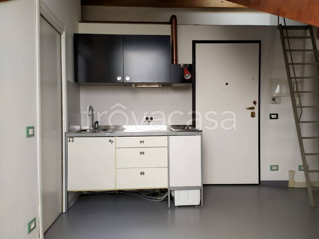 appartamento in affitto a Torino in zona Aurora