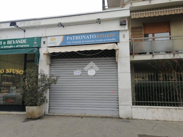 negozio in affitto a Torino in zona Mirafiori Sud