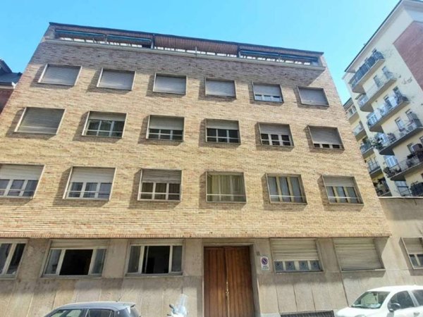 locale commerciale in affitto a Torino in zona Crocetta