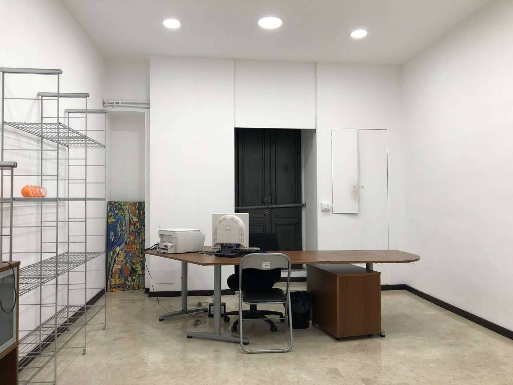 negozio in affitto a Torino in zona Cenisia