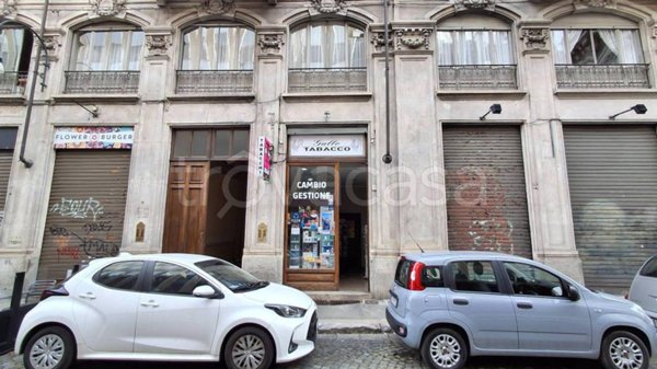 negozio in affitto a Torino