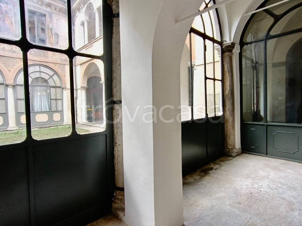 negozio in affitto a Torino in zona Centro Storico