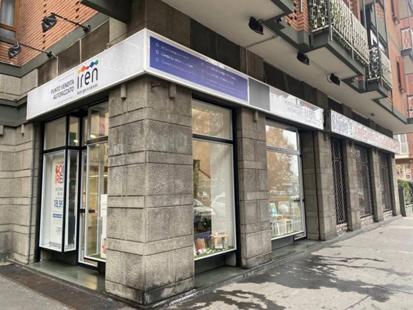 negozio in affitto a Torino in zona Lingotto