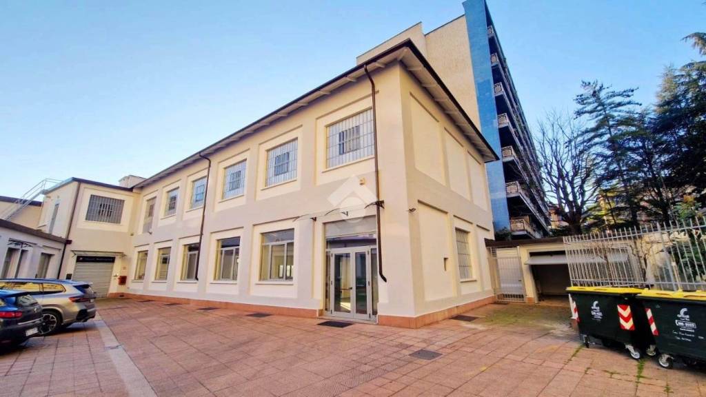 ufficio in affitto a Torino in zona Cenisia