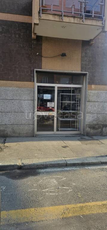 negozio in affitto a Torino