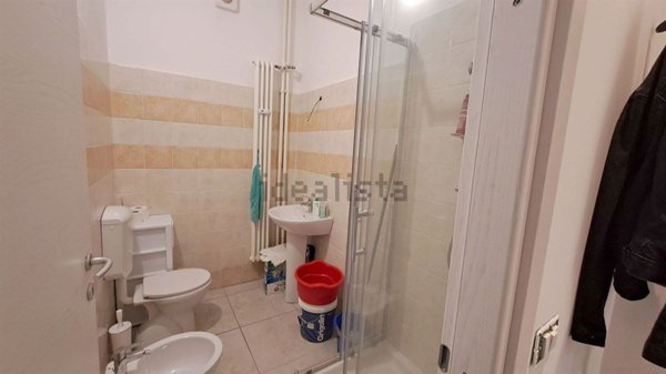 locale commerciale in affitto a Torino in zona Parella