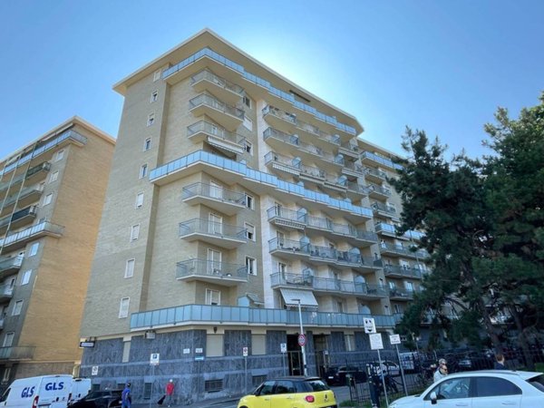 appartamento in affitto a Torino in zona Cit Turin