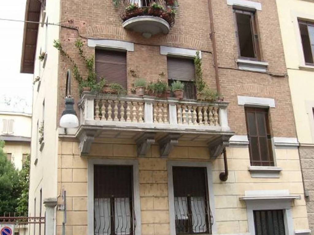 appartamento in affitto a Torino in zona Cit Turin