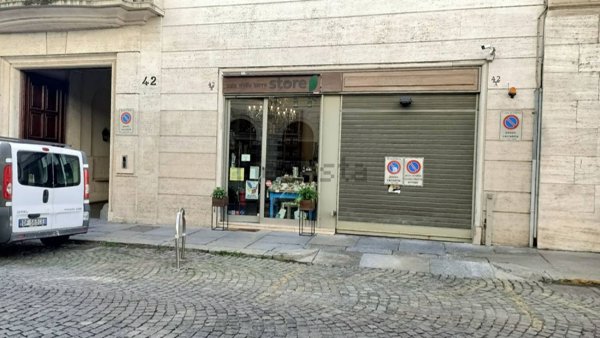 locale commerciale in affitto a Torino in zona Centro Storico