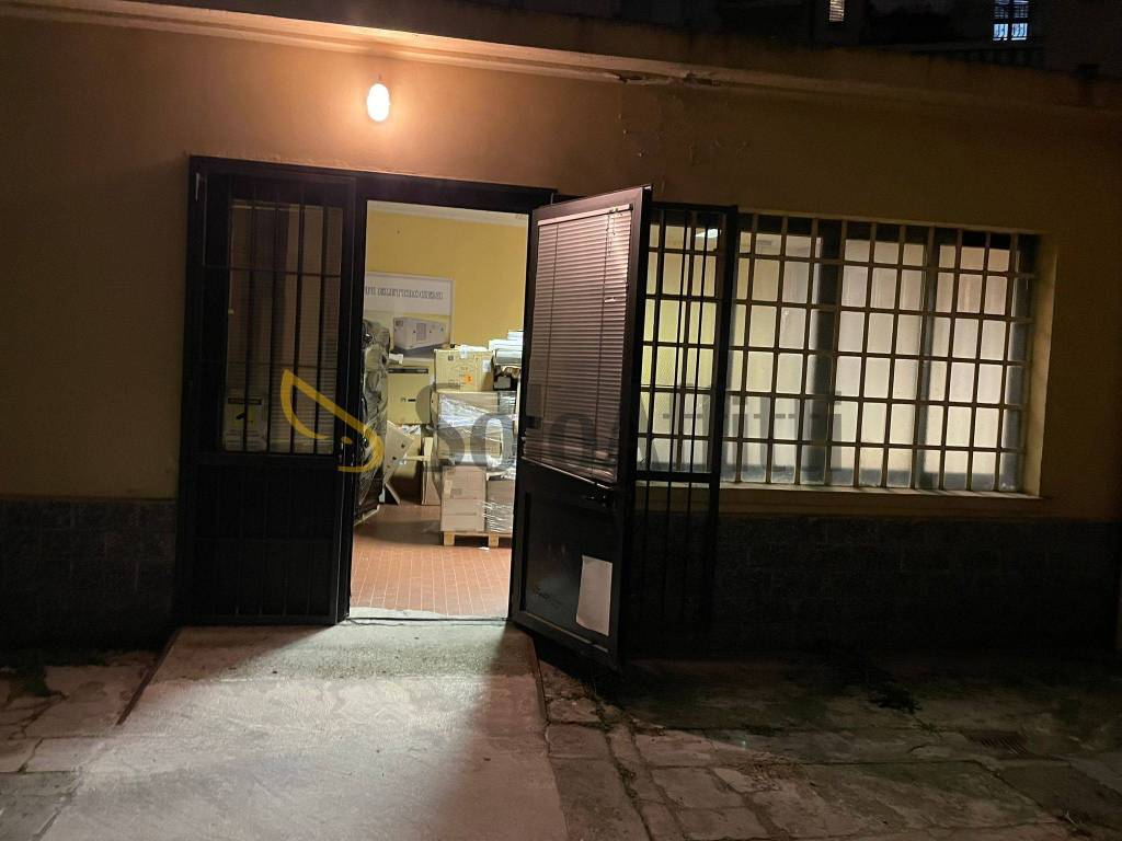 locale commerciale in affitto a Torino in zona Lucento
