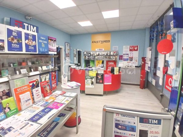 negozio in affitto a Torino in zona Parella