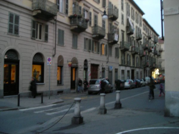 locale commerciale in affitto a Torino