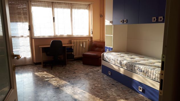 camera singola in affitto a Torino in zona Santa Rita