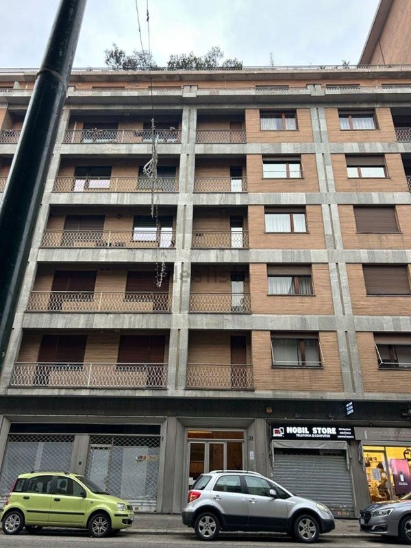 ufficio in affitto a Torino in zona Cit Turin