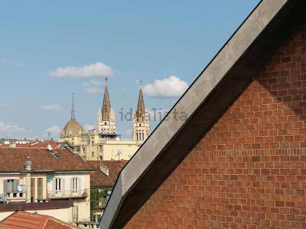 mansarda in affitto a Torino in zona San Salvario