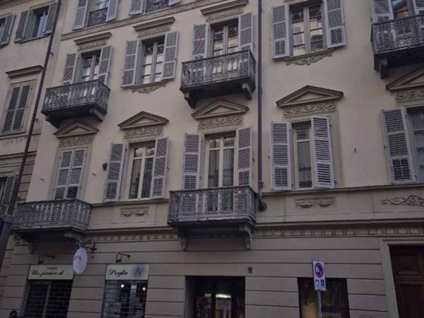 negozio in affitto a Torino