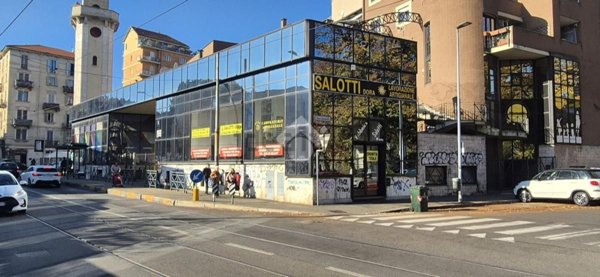 locale commerciale in affitto a Torino in zona Aurora
