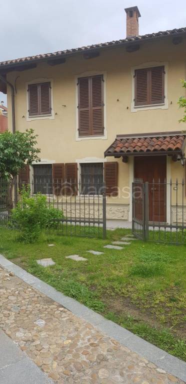 casa indipendente in affitto a Torino in zona Mirafiori Sud