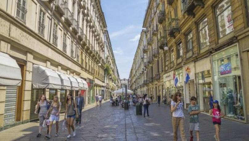 negozio in affitto a Torino in zona Centro Storico