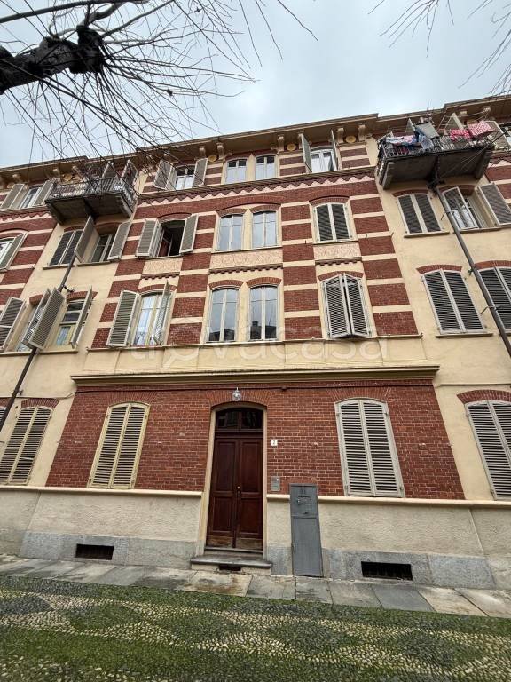 appartamento in affitto a Torino in zona Crocetta