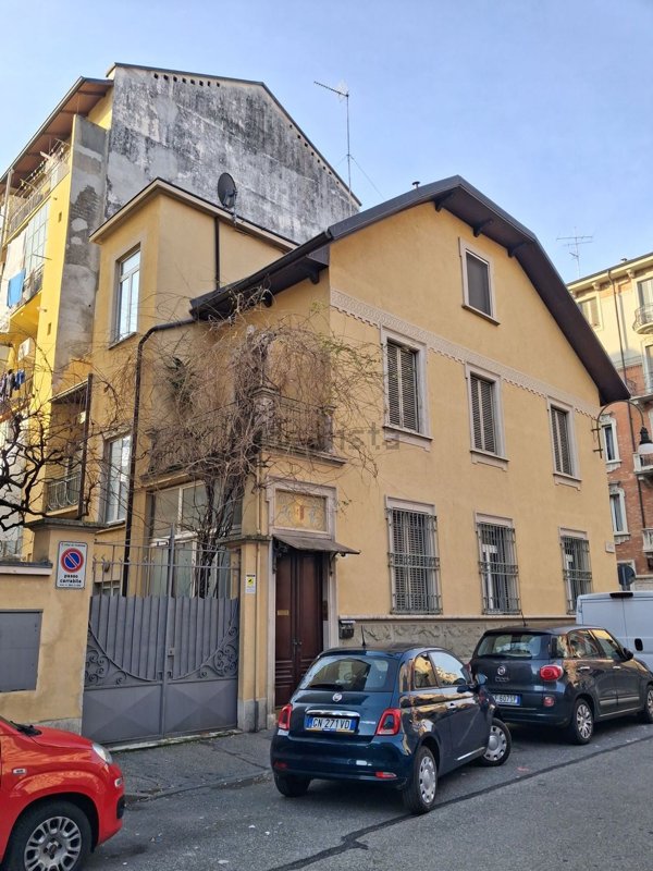 appartamento in affitto a Torino in zona Cenisia