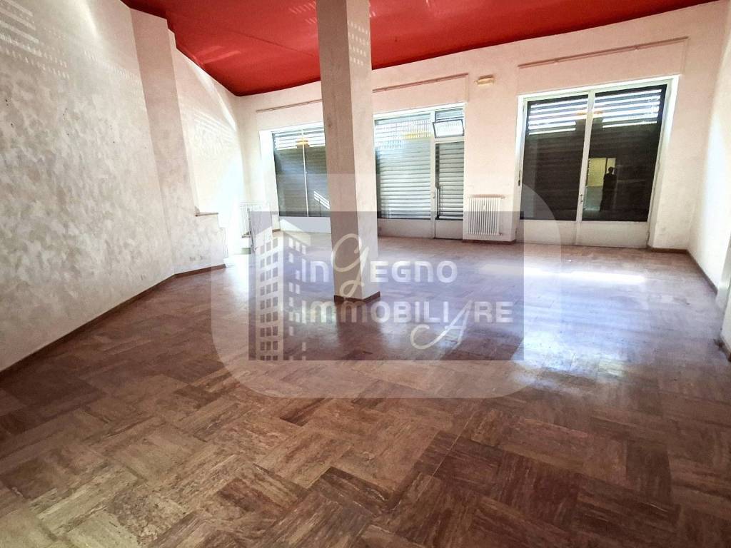 negozio in affitto a Torino in zona Millefonti