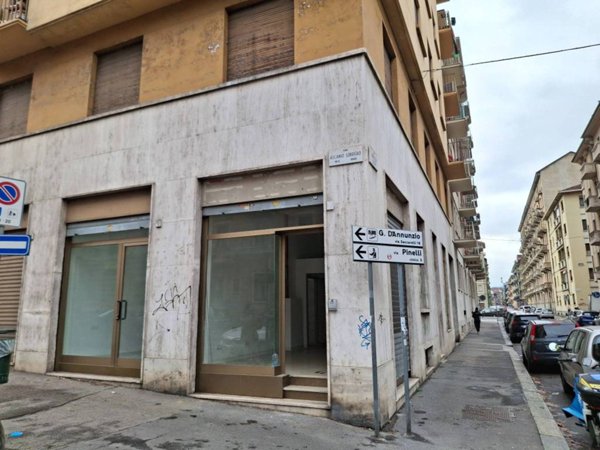 negozio in affitto a Torino in zona San Donato