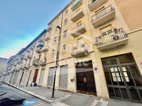 negozio in affitto a Torino in zona Pozzo Strada