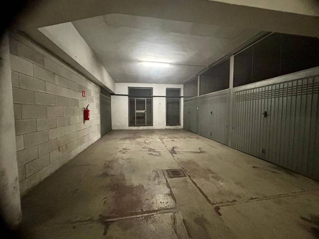 locale di sgombero in affitto a Torino in zona San Salvario