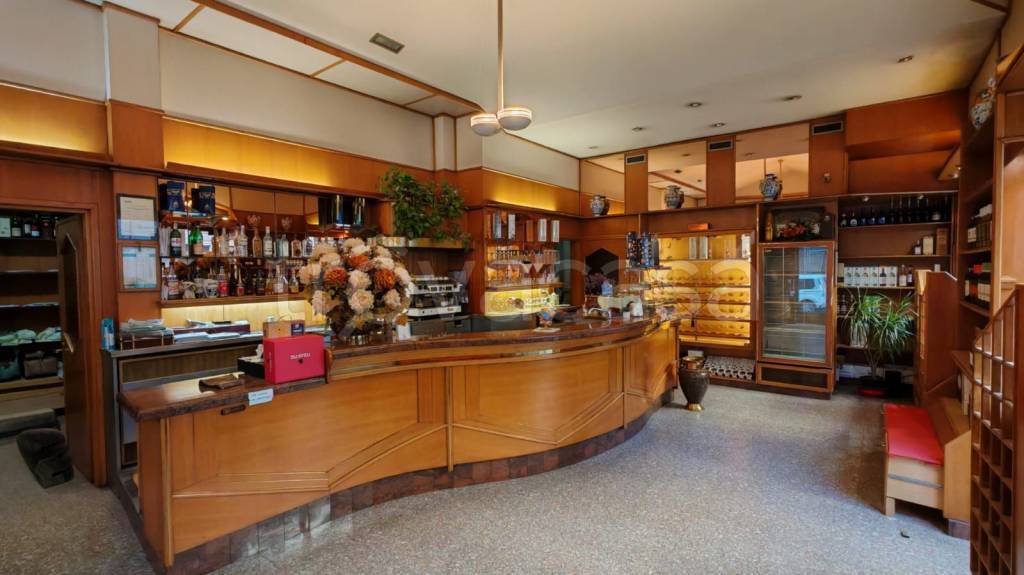 negozio in affitto a Torino in zona Vanchiglia