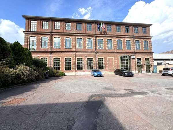 ufficio in affitto a Torino in zona Lucento