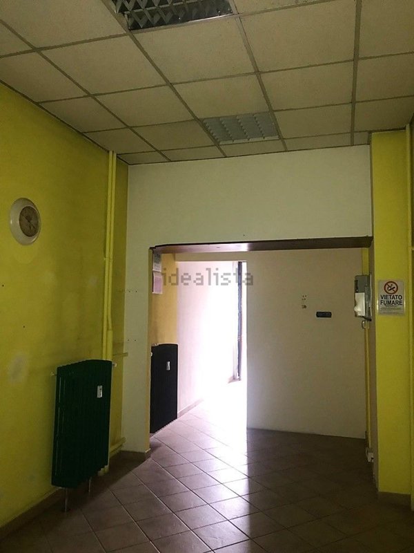 negozio in affitto a Torino in zona Madonna di Campagna
