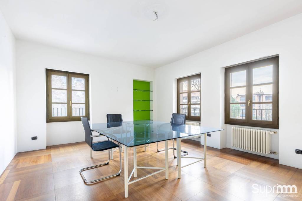 ufficio in affitto a Torino in zona Rosa