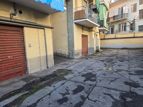 locale di sgombero in affitto a Torino in zona Campidoglio