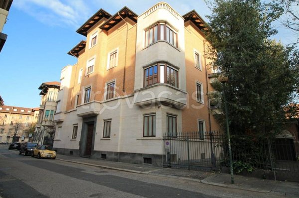 appartamento in affitto a Torino in zona Crocetta