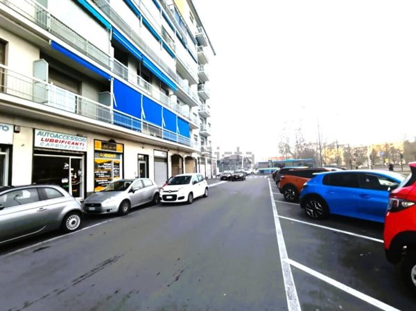locale commerciale in affitto a Torino in zona Borgata Vittoria