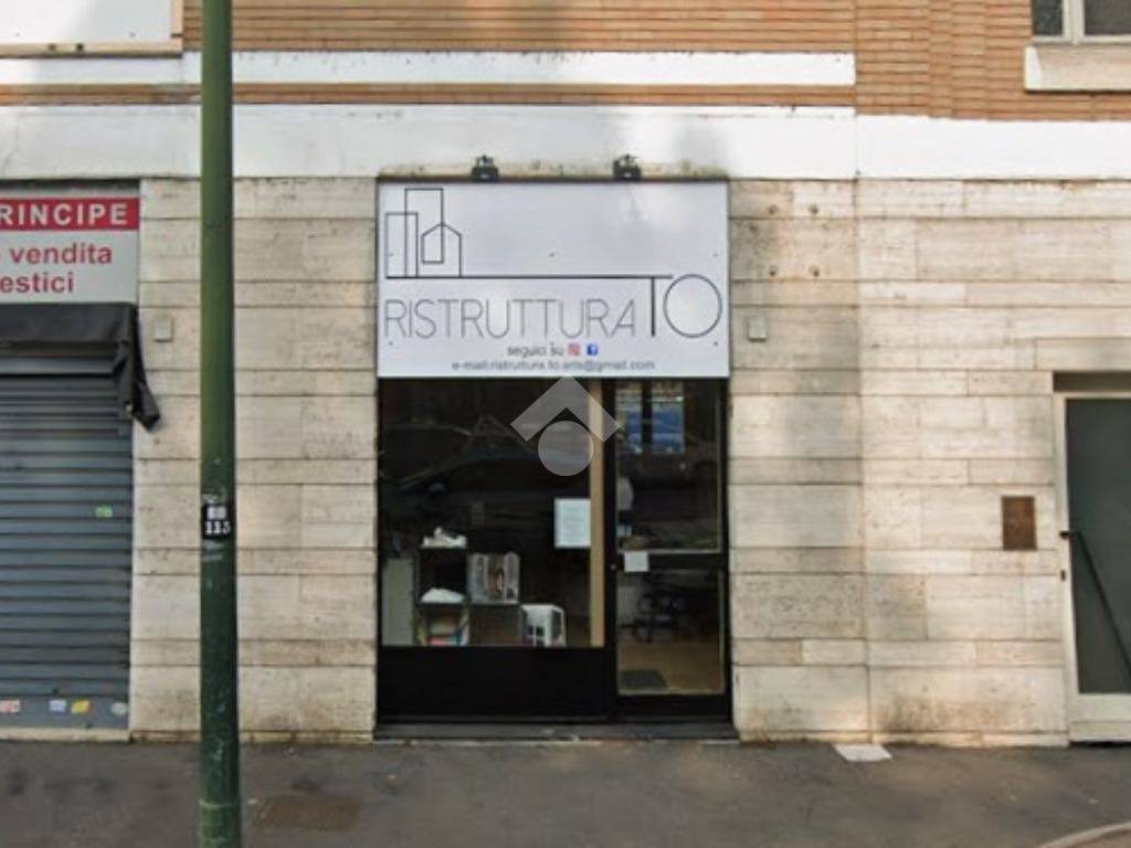 negozio in affitto a Torino in zona Vanchiglia