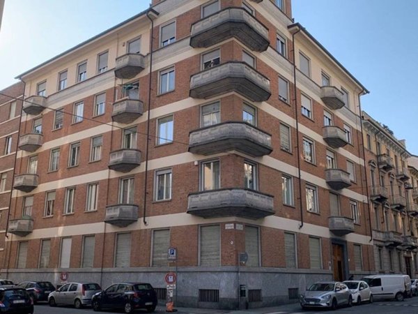 appartamento in affitto a Torino in zona Cit Turin