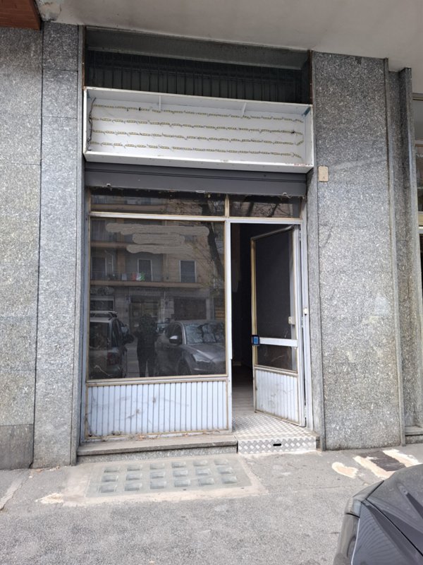 locale commerciale in affitto a Torino in zona Vanchiglia