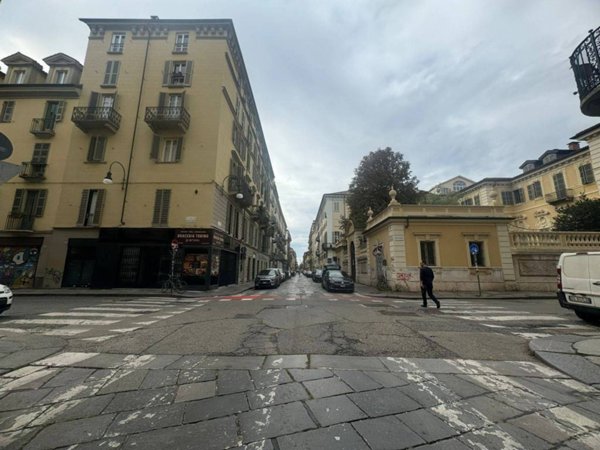 negozio in affitto a Torino in zona Centro Storico